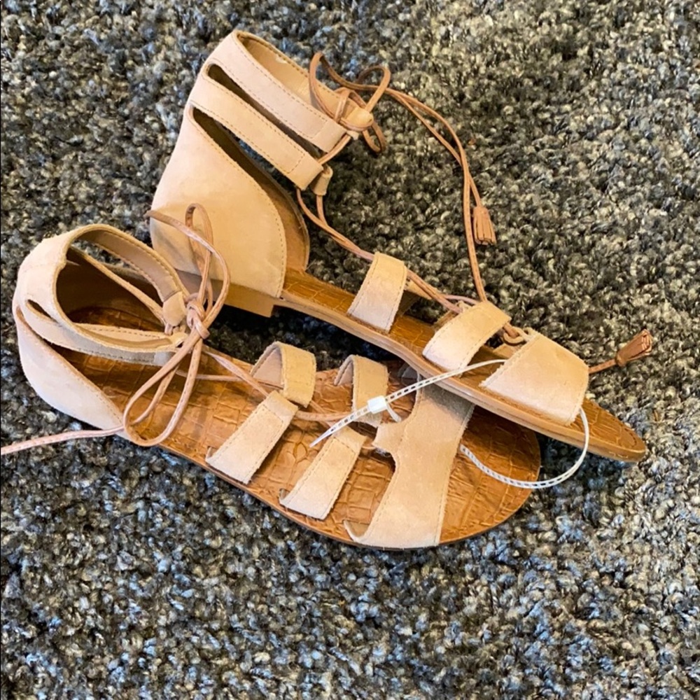 Gianni Bini Sandals